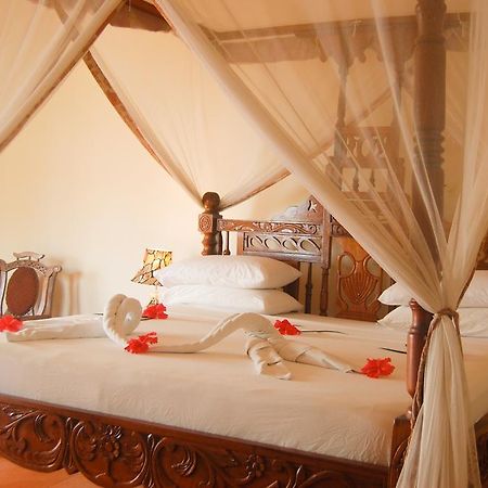 Swahili Beach Resort Zanzibar Esterno foto