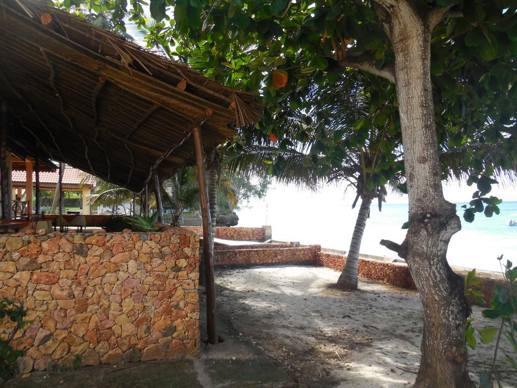 Swahili Beach Resort Zanzibar Esterno foto