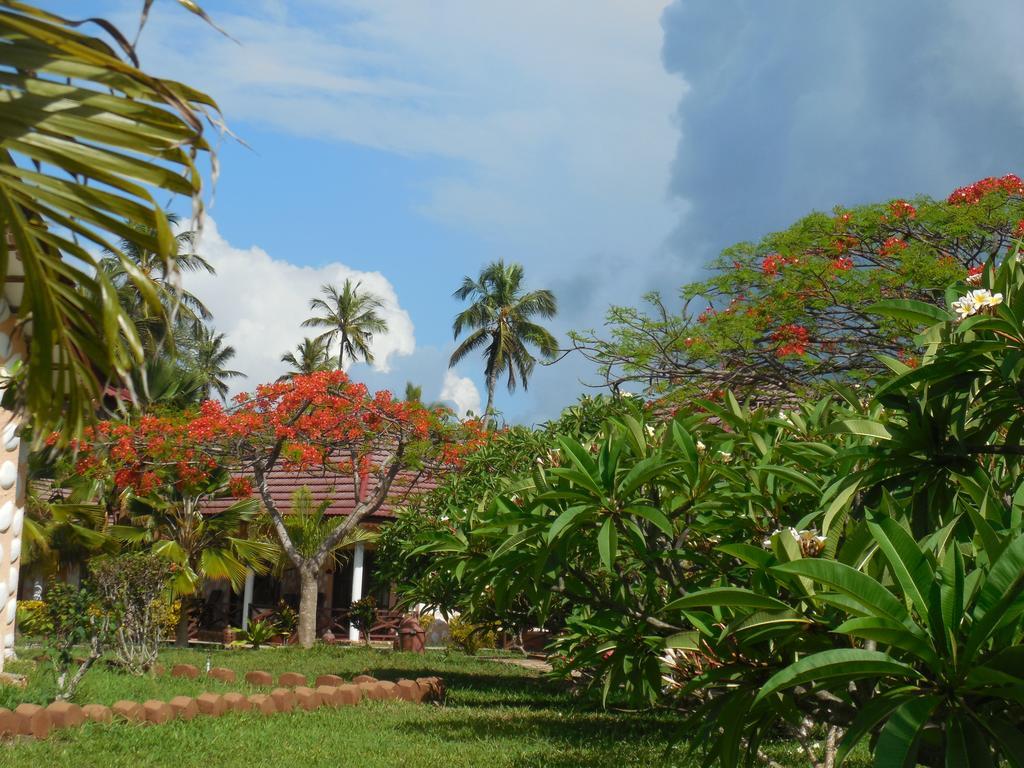 Swahili Beach Resort Zanzibar Esterno foto