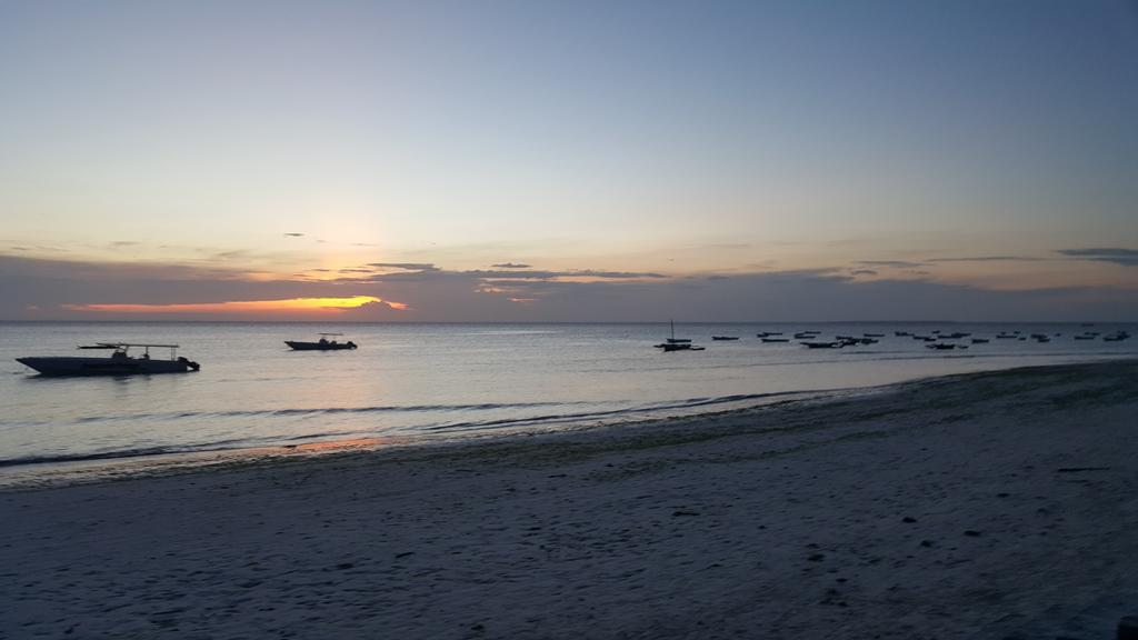 Swahili Beach Resort Zanzibar Esterno foto