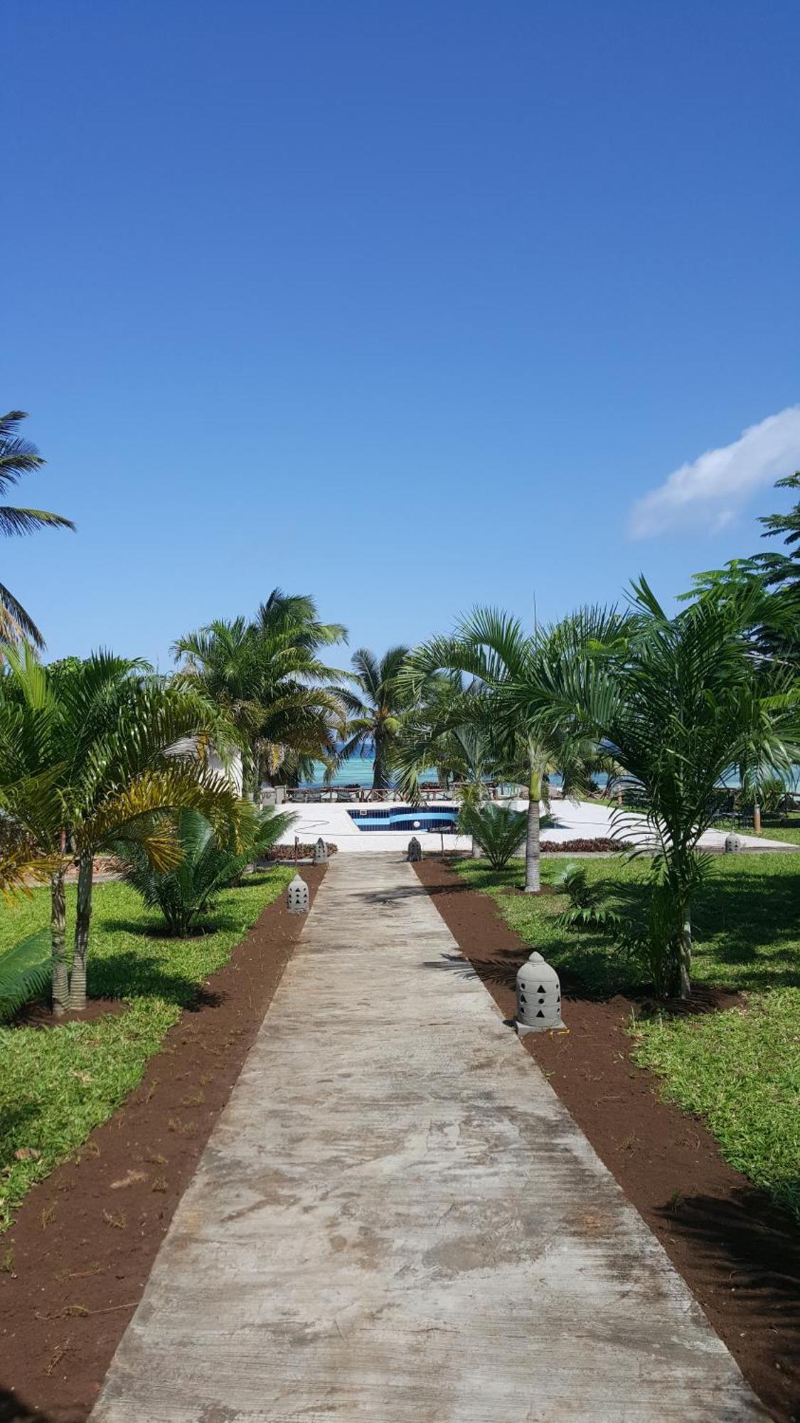 Swahili Beach Resort Zanzibar Esterno foto