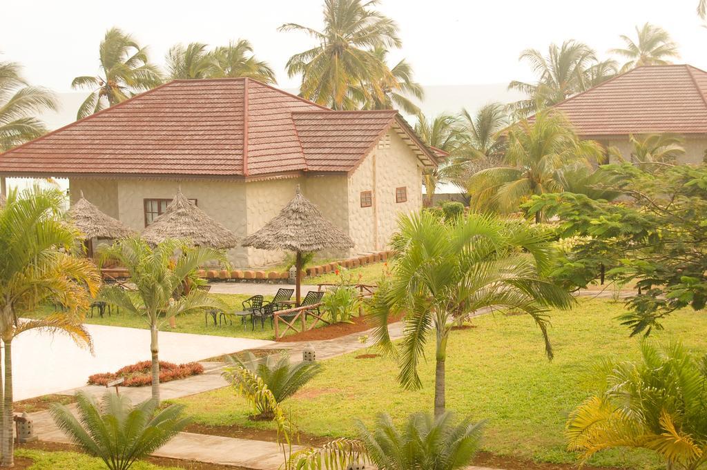Swahili Beach Resort Zanzibar Esterno foto