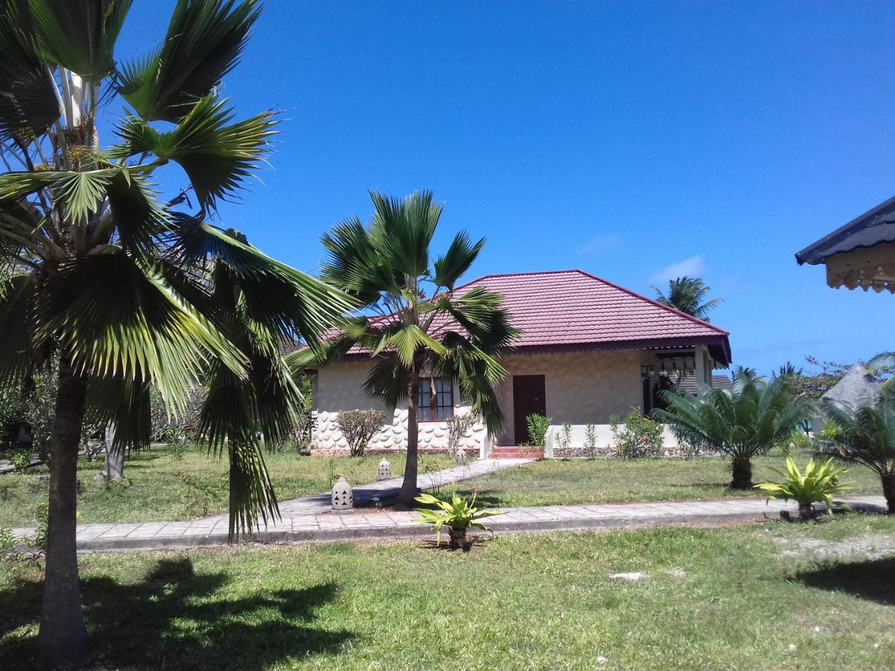 Swahili Beach Resort Zanzibar Esterno foto