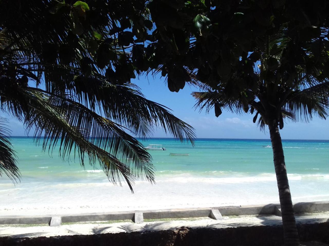 Swahili Beach Resort Zanzibar Esterno foto